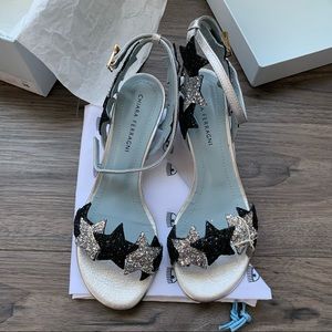 Chiara Ferragni star sandals